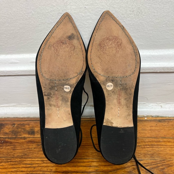 VINCE CAMUTO black suede lace up flats - Picture 2 of 6